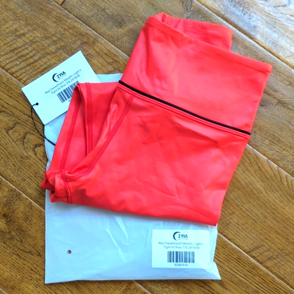 Zyia Red Sweetheart Metallic Light n Tight Hi Rise Leggings